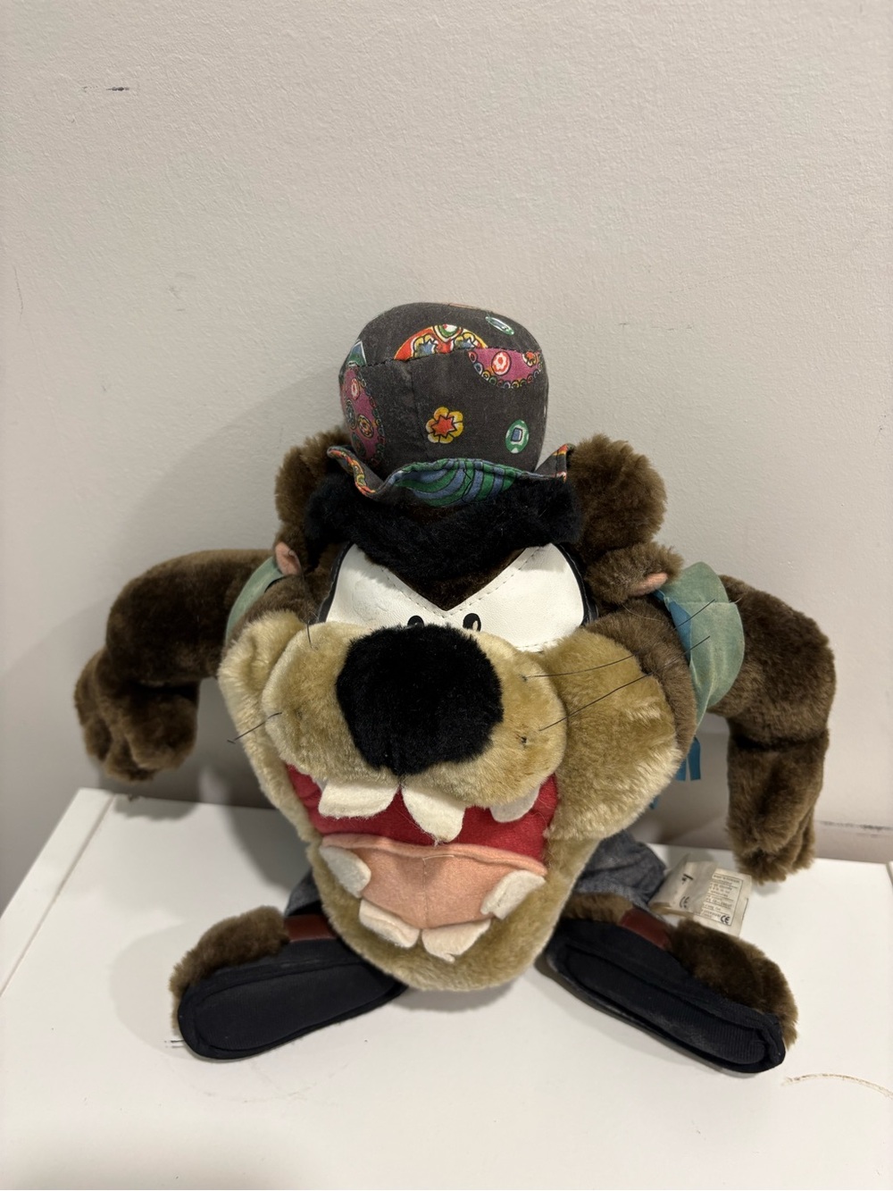 Vintage Looney Tunes Taz Plush Toy 1996 Hippie- Brown